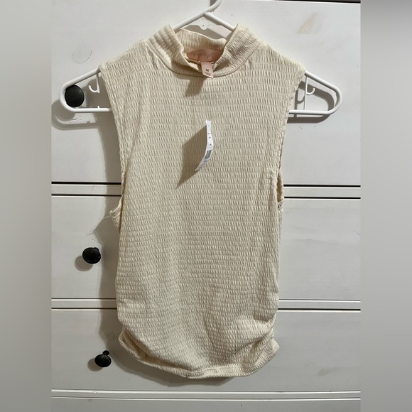 Willow and Root top - Picture 2 of 3